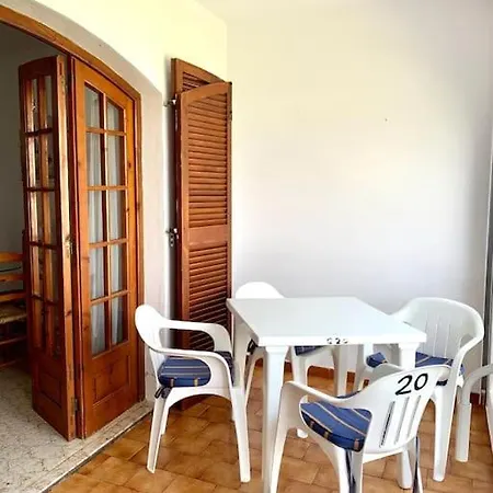 Apartamento Primera Linea De Playa Apartment *